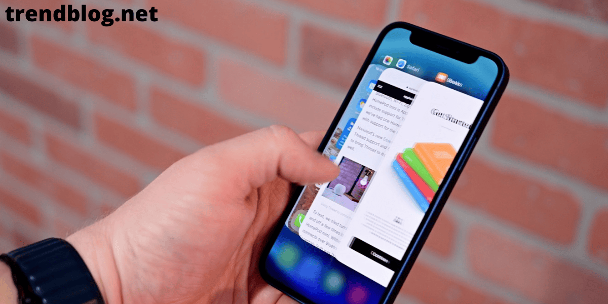 How to Close Apps on iPhone 12  - 80