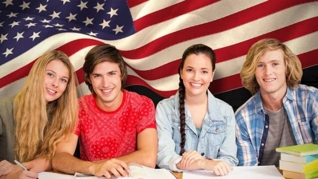 What Foreign Students Need to Know About Learning English in the USA